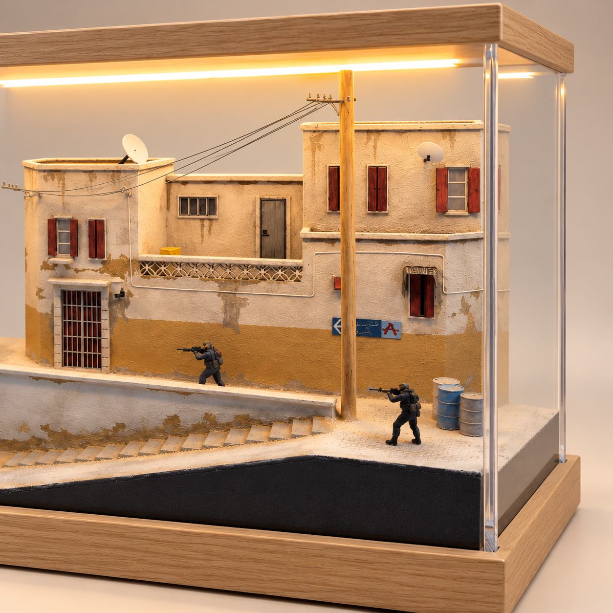 Dust2 A Long right-side figure, directional signs and utility pole in optional lighted display case (+$25)